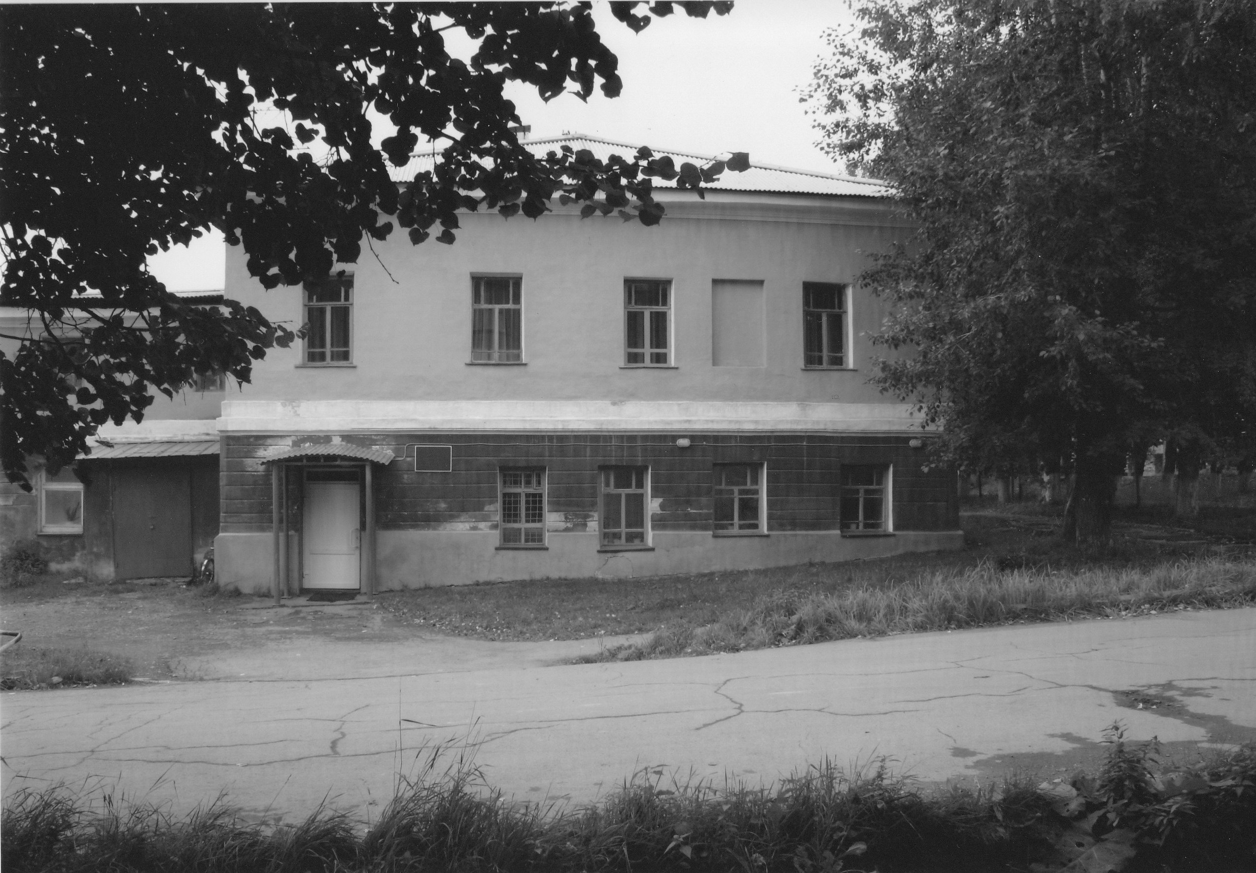 Здание бывшей музыкальной школы, где в годы войны было размещено имущество Музея-усадьбы Архангельское. Соврем.фото