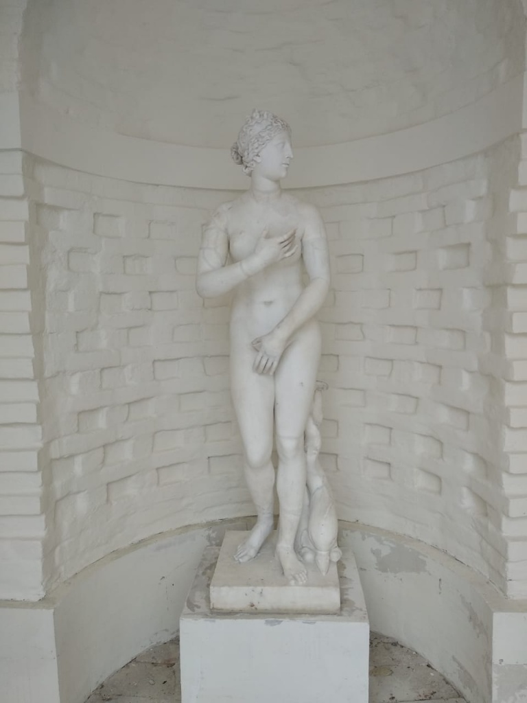 Венера Медичи (Медицейская) Начало XIX века Неизвестный скульптор 